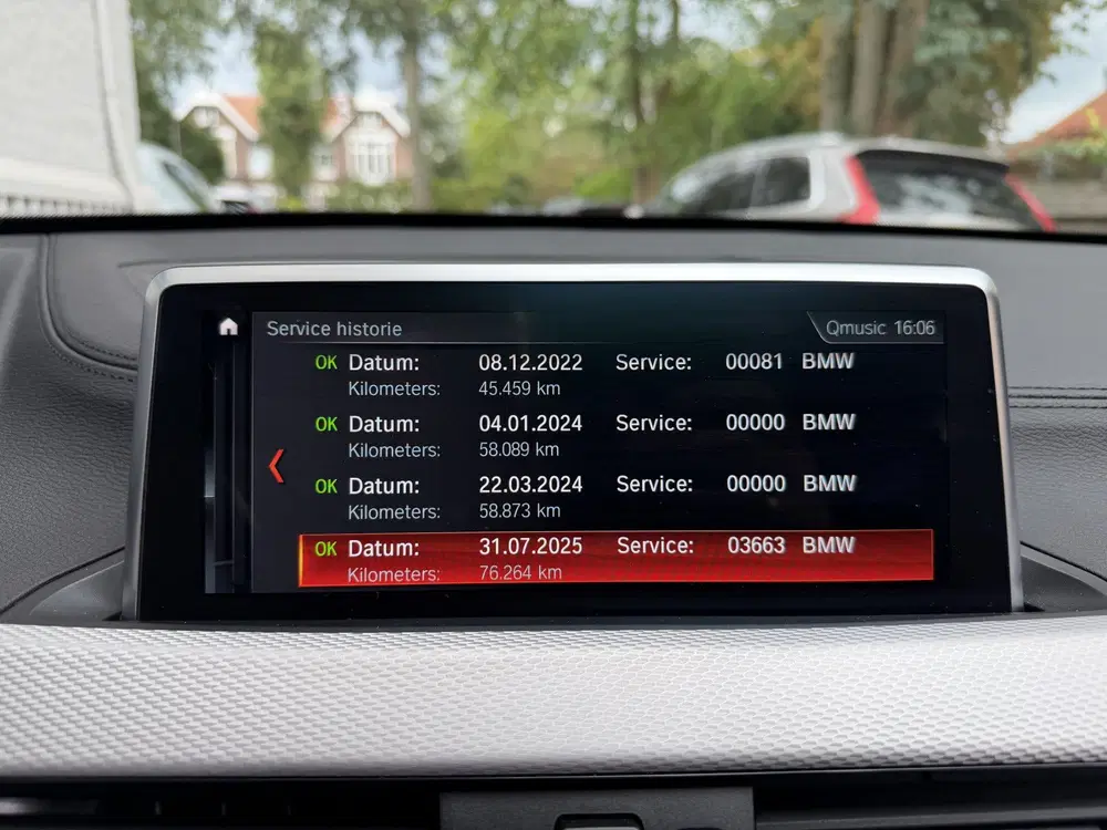 BMW X1 sDrive20i High Executive M sport Black edi uit 2019, foto 5