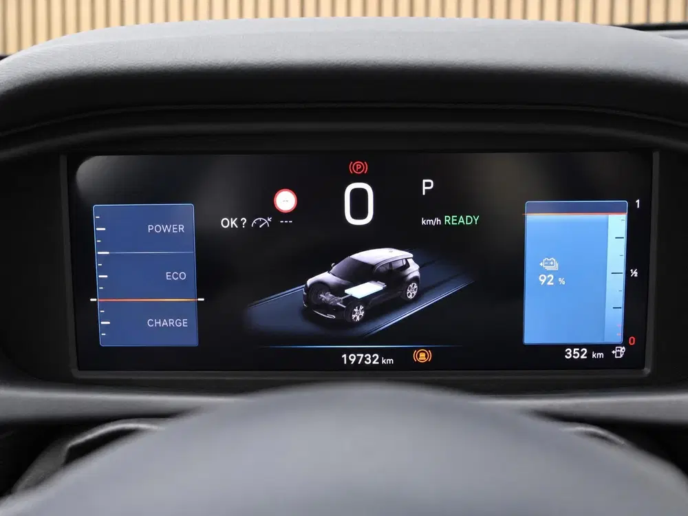 Jeep Avenger Longitude Business Pack 54 kWh uit 2024, foto 15