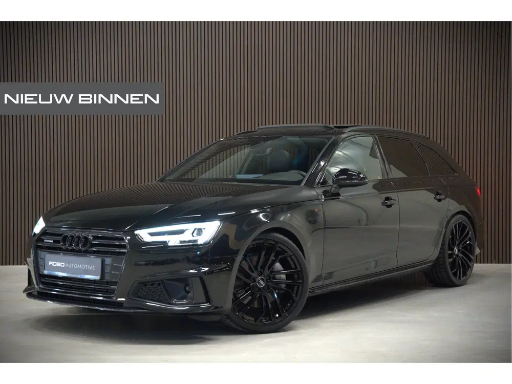 Audi A4 45 TFSI quattro Sport S line black edition uit 2019