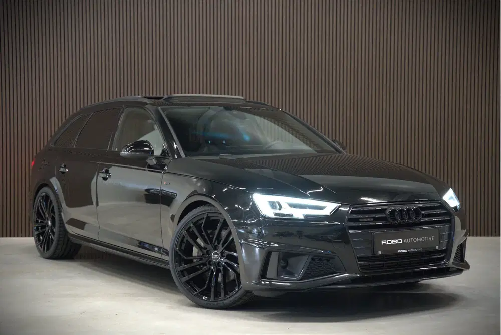 Audi A4 45 TFSI quattro Sport S line black edition uit 2019, foto 6