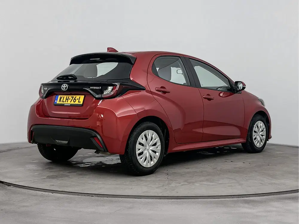 Toyota Yaris 115 Hybrid Active Navi uit 2022, foto 2