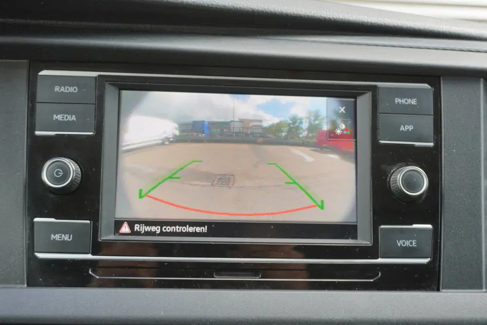 Volkswagen Transporter L2H1 110pk L2H1 Camera Apple Carplay uit 2024, foto 2