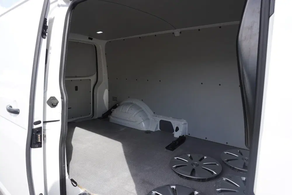 Volkswagen Transporter L2H1 110pk L2H1 Camera Apple Carplay uit 2024, foto 9