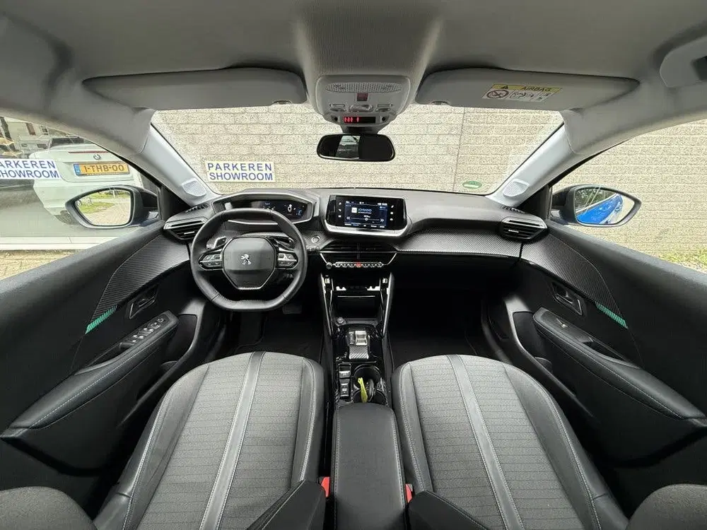 Peugeot 208 1.2 PT Allure Pack DAB uit 2022, foto 7