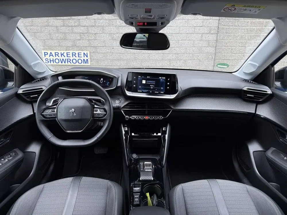 Peugeot 208 1.2 PT Allure Pack DAB uit 2022, foto 8