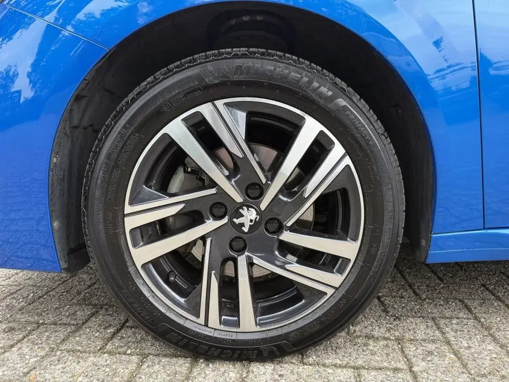 Peugeot 208 1.2 PT Allure Pack DAB uit 2022, foto 9