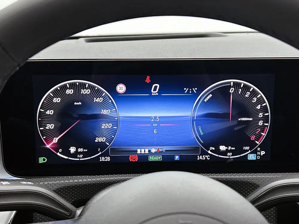 Mercedes-Benz A-Klasse 250 e Business Solution AMG uit 2026, foto 6