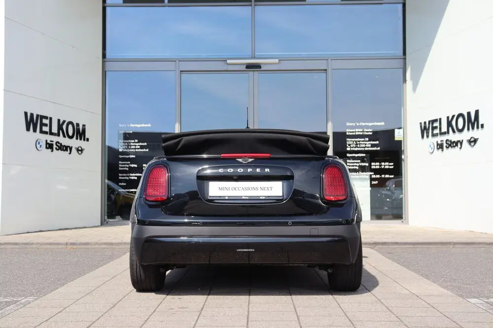 Mini Cabrio Cooper C Automaat uit 2025, foto 10