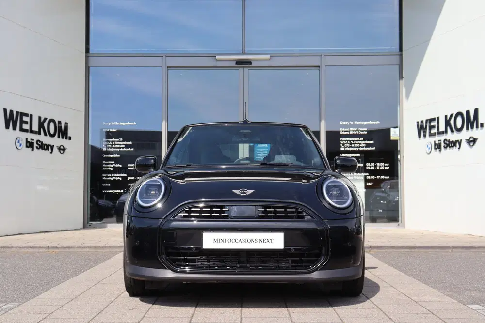 Mini Cabrio Cooper C Automaat uit 2025, foto 3