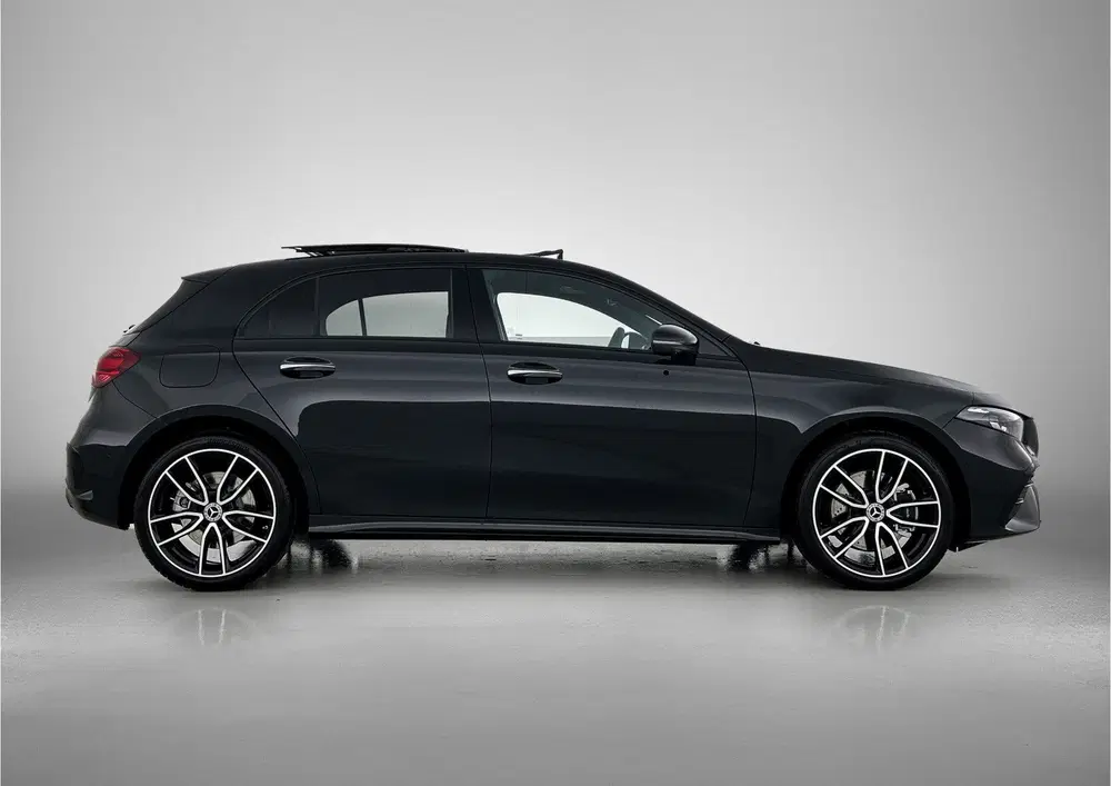 Mercedes-Benz A-Klasse 250 e Business Solution AMG uit 2026, foto 14