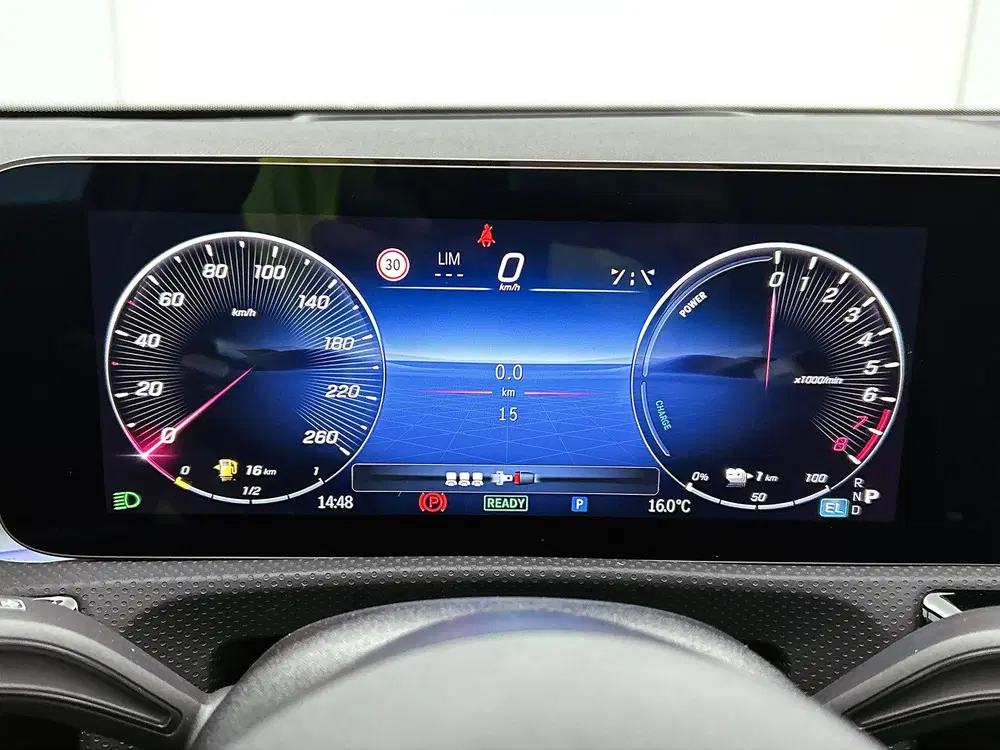 Mercedes-Benz A-Klasse 250 e Business Solution AMG uit 2026, foto 6