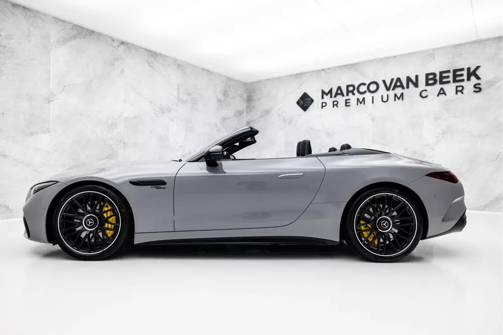 Mercedes-Benz SL 43 AMG uit 2025, foto 14
