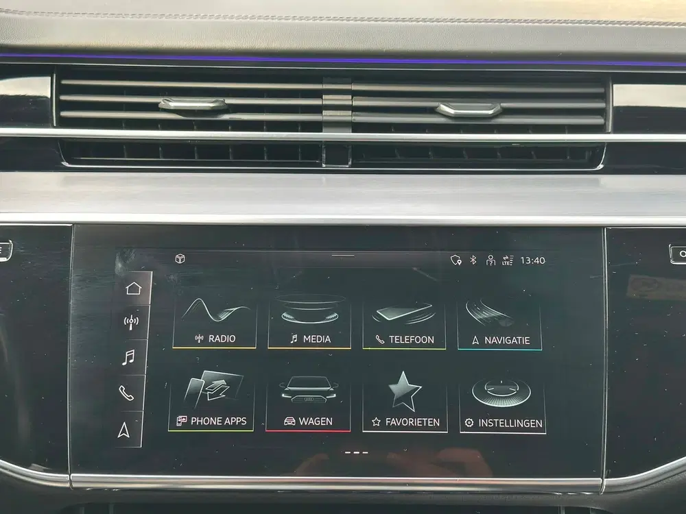 Audi A8 60 TFSI e Quattro Lang S-line uit 2020, foto 11
