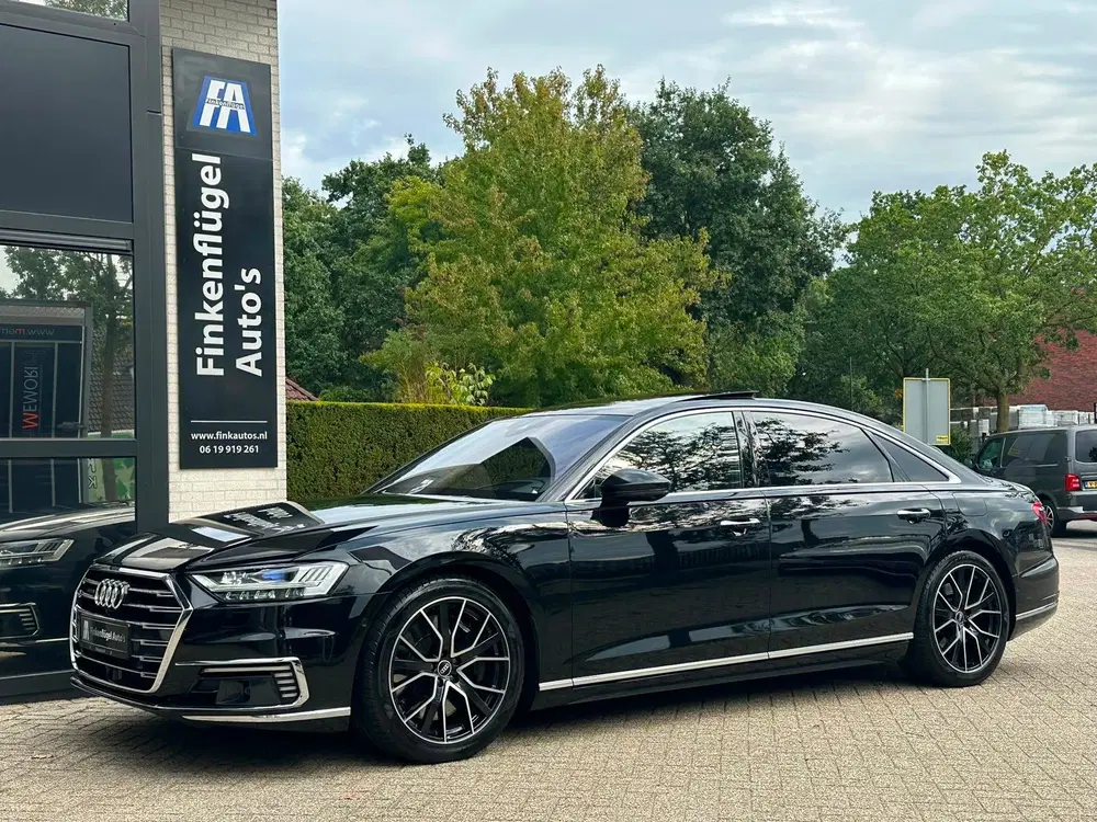 Audi A8 60 TFSI e Quattro Lang S-line uit 2020, foto 5