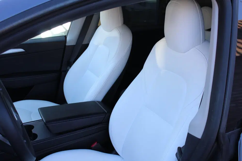 Tesla Model Y Long Range AWD 75 kWh TREKHAAK WIT LEER uit 2021, foto 11