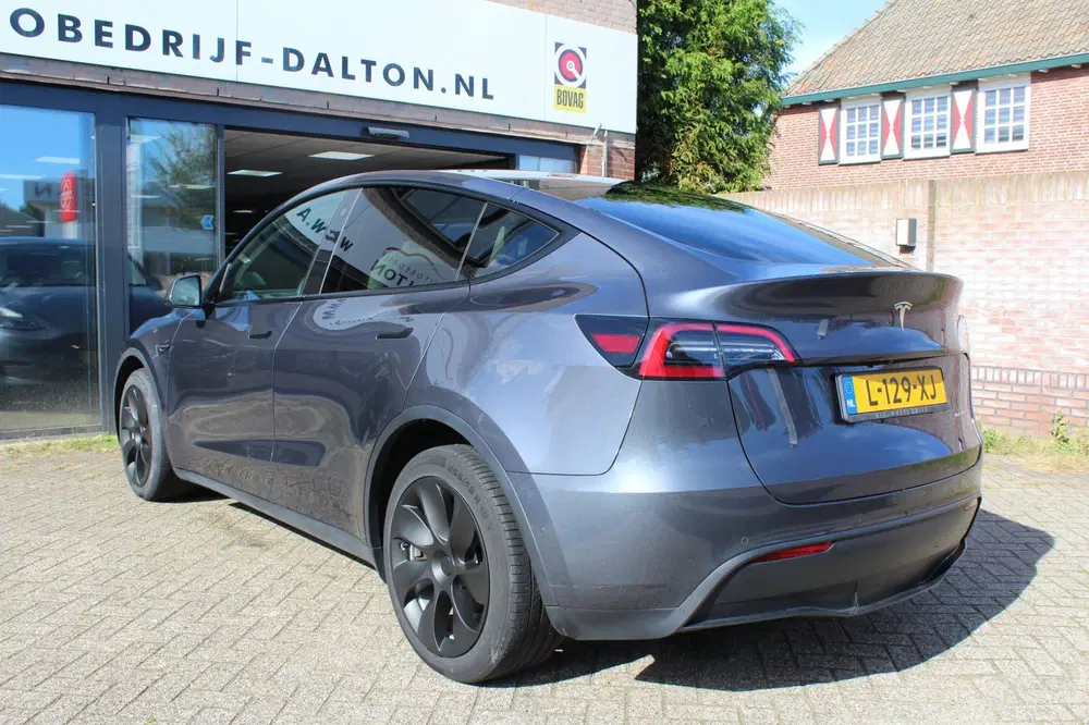 Tesla Model Y Long Range AWD 75 kWh TREKHAAK WIT LEER uit 2021, foto 6