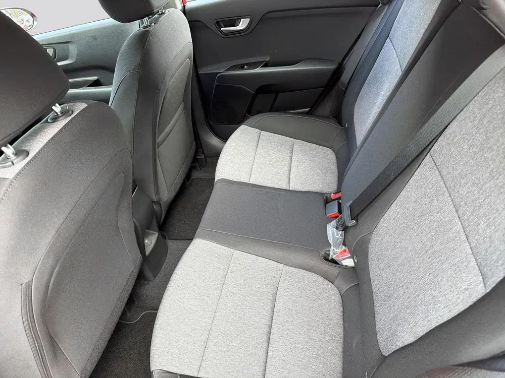 Kia Stonic 1.0 T-GDi MHEV DynamicLine uit 2026, foto 8