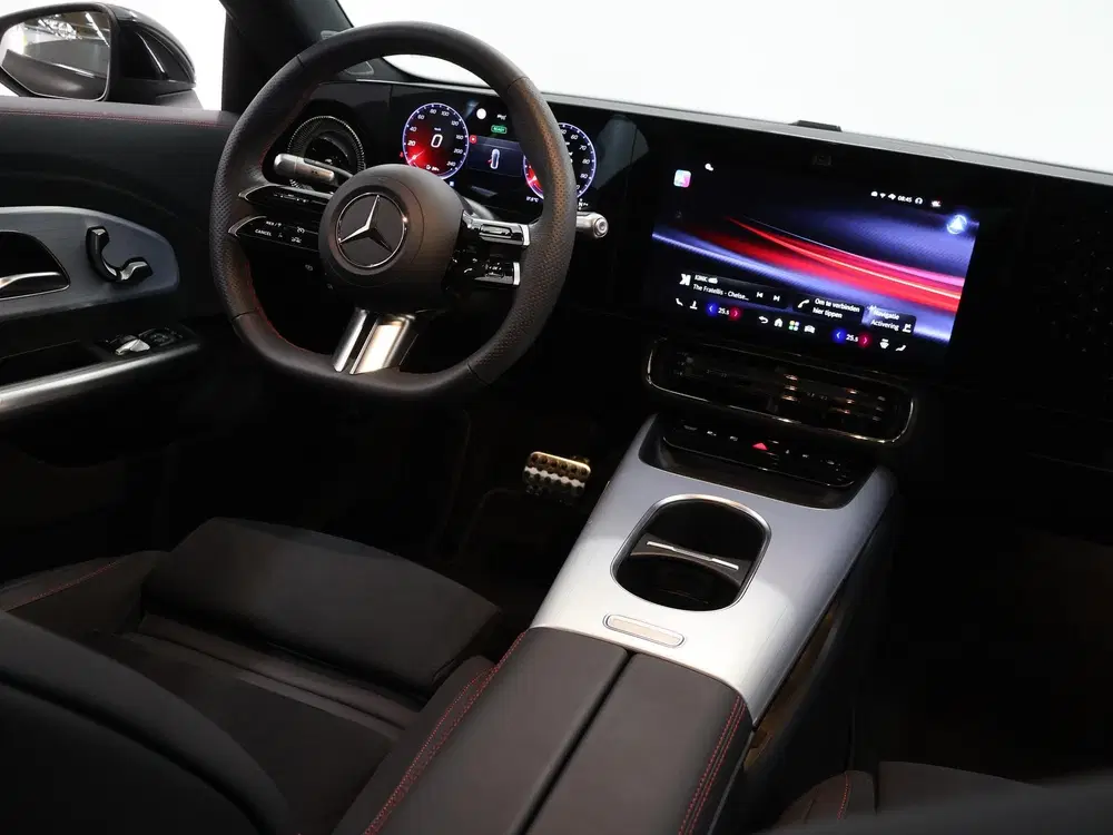 Mercedes-Benz CLA 250+ Launch Edition 85.5 kWh uit 2025, foto 9