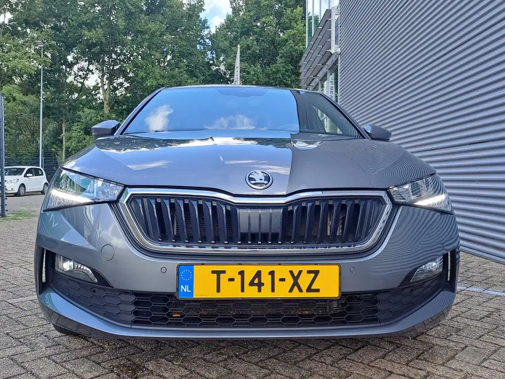 Skoda Scala 1.0 TSI Sport Business uit 2023, foto 3