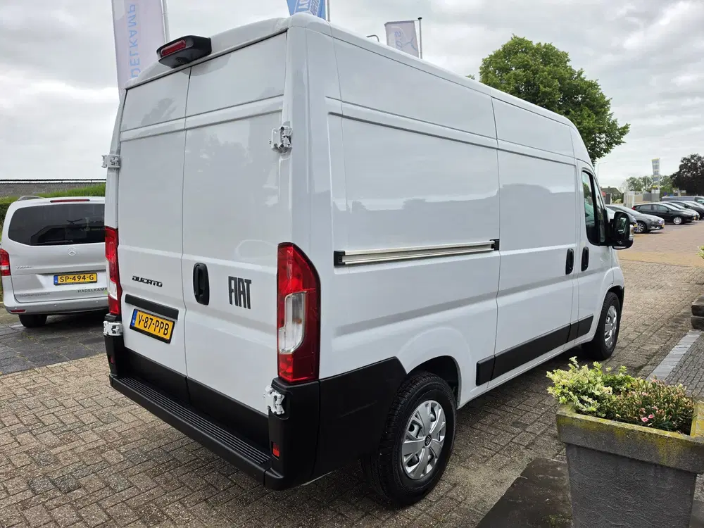 Fiat Ducato 2.2 MultiJet 140 S&S L2H2 3.5t * Camera * uit 2024, foto 3