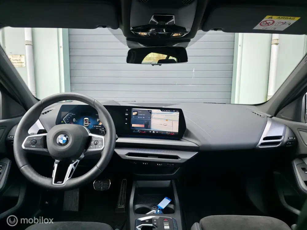 BMW 1-serie 123 xDrive uit 2025, foto 14