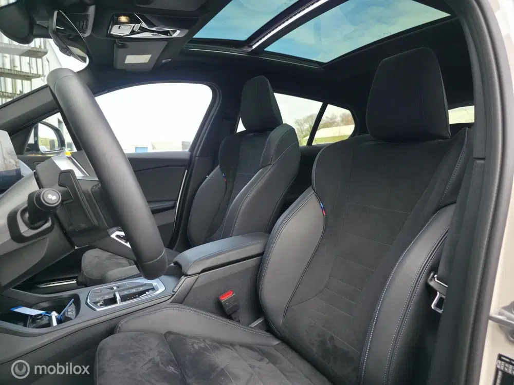 BMW 1-serie 123 xDrive uit 2025, foto 8