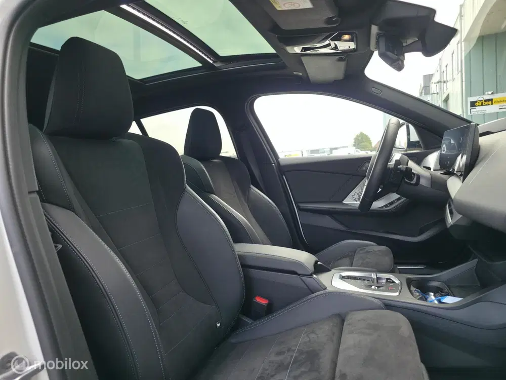 BMW 1-serie 123 xDrive uit 2025, foto 9