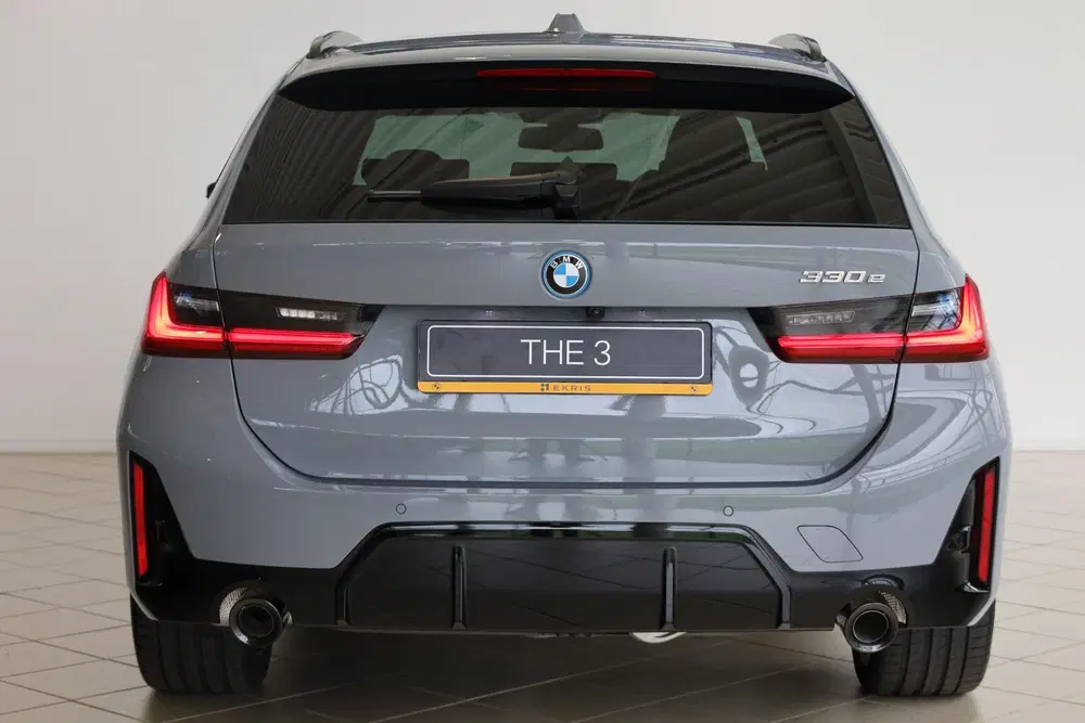 BMW 3-serie 330e High Executive uit 2026, foto 5