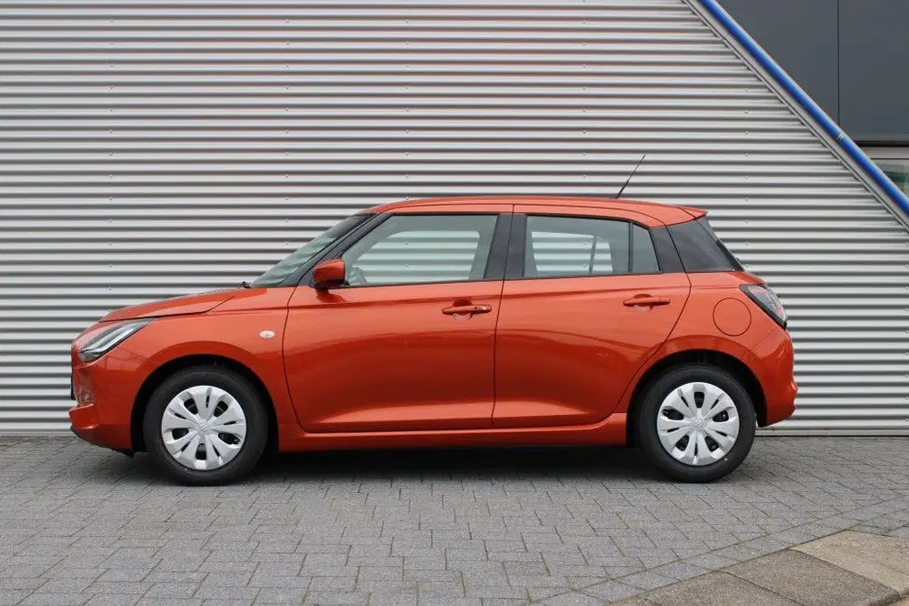 Suzuki Swift 1.2 Comfort Smart Hybrid uit 2026, foto 2