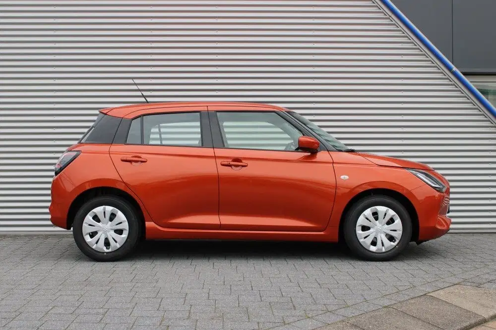 Suzuki Swift 1.2 Comfort Smart Hybrid uit 2026, foto 3