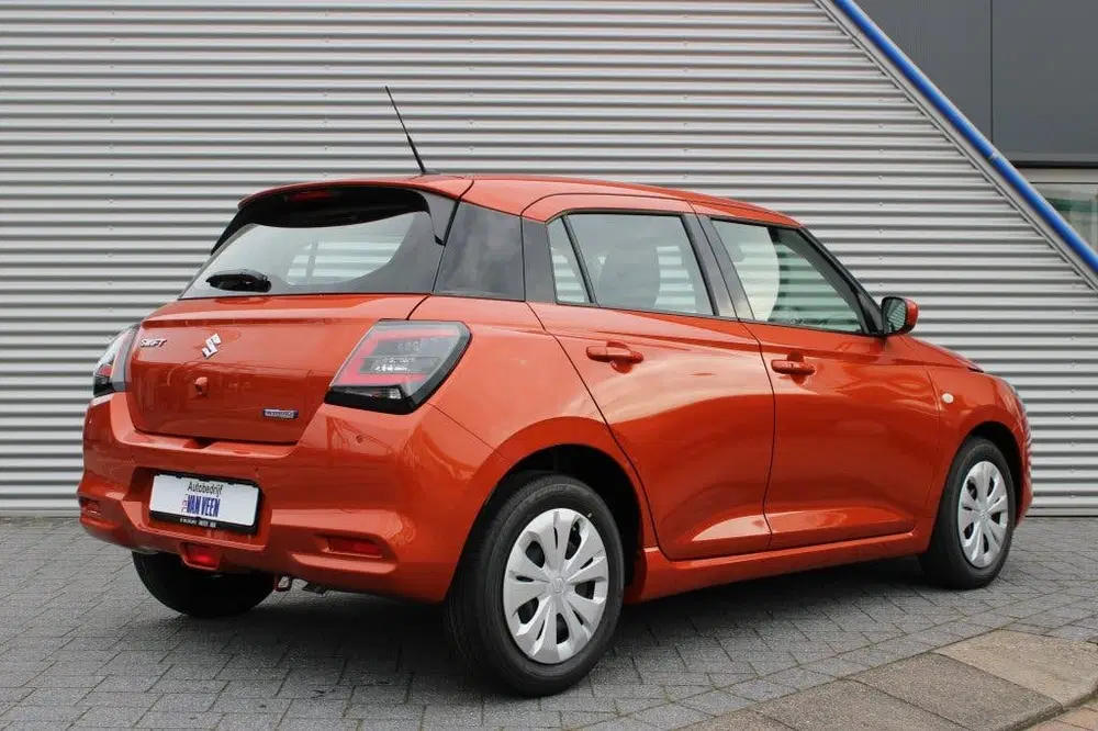 Suzuki Swift 1.2 Comfort Smart Hybrid uit 2026, foto 4