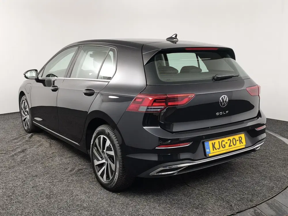Volkswagen Golf 1.4 eHybrid Style uit 2024, foto 6