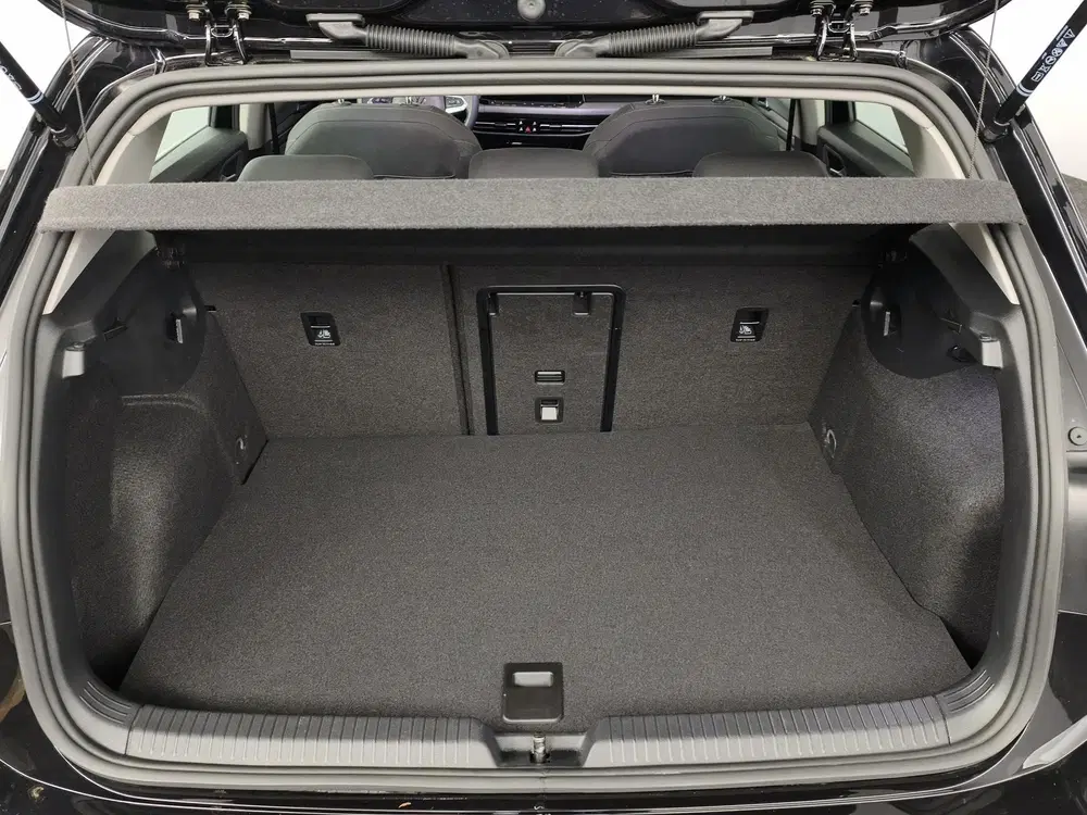 Volkswagen Golf 1.4 eHybrid Style uit 2024, foto 9
