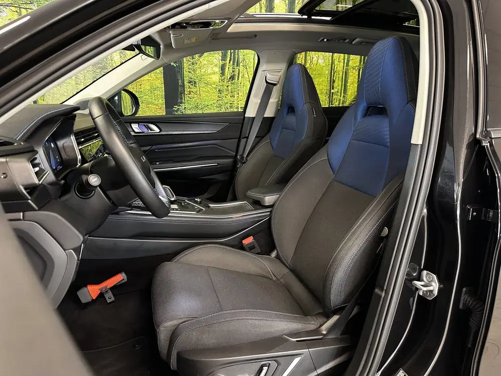 Lynk & Co 01 1.5 uit 2022, foto 10