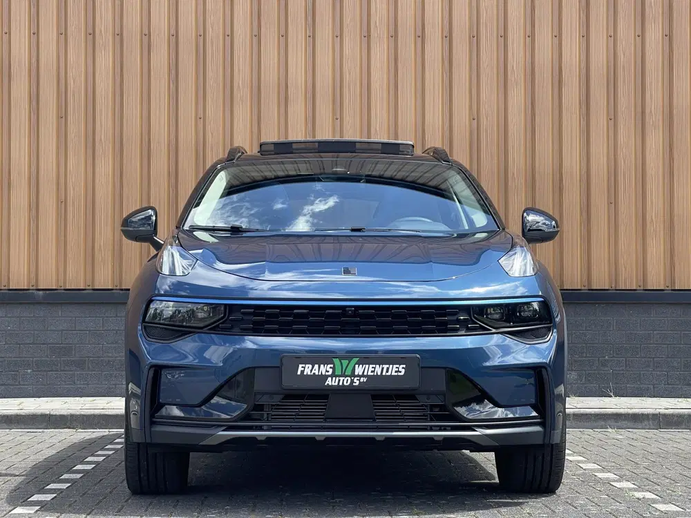 Lynk & Co 01 1.5 uit 2022, foto 4