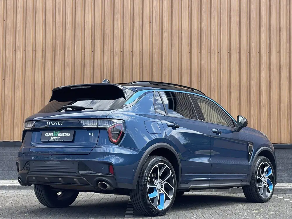 Lynk & Co 01 1.5 uit 2022, foto 7