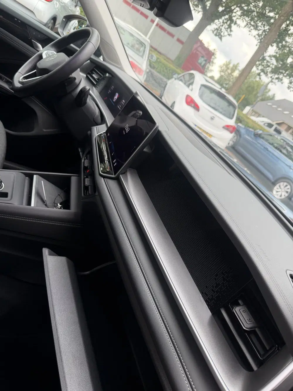 Volkswagen Tayron 1.5 eTSI R-Line Edition 7p Km 20.000 Nap 1 uit 2025, foto 13