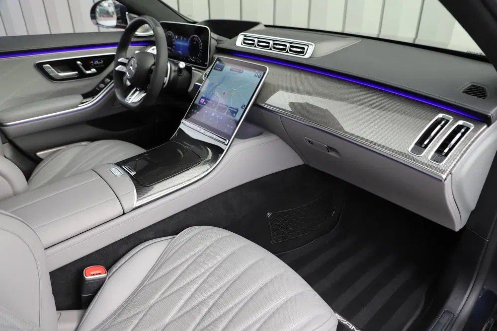 Mercedes-Benz S-Klasse AMG 63 S E Performance Lang uit 2023, foto 2
