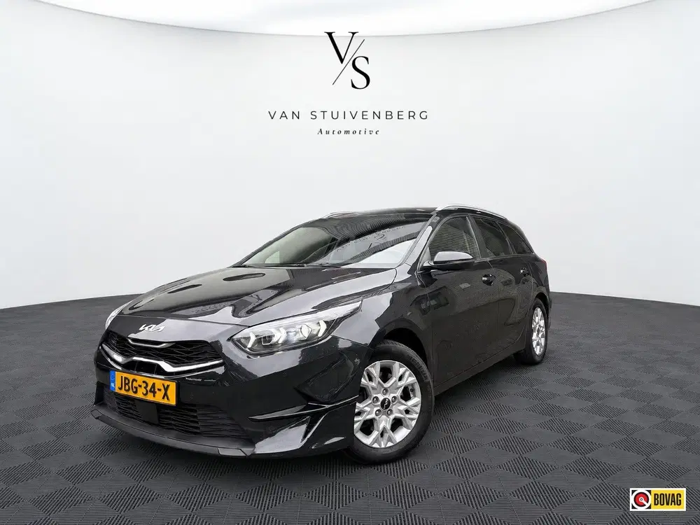 Kia Ceed 1.5 T-GDi DynamicLine STUURVW TREKHAAK uit 2022, foto 4