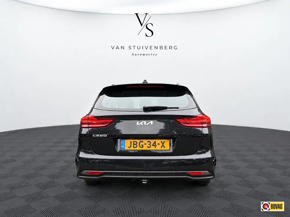 Kia Ceed 1.5 T-GDi DynamicLine STUURVW TREKHAAK uit 2022, foto 7