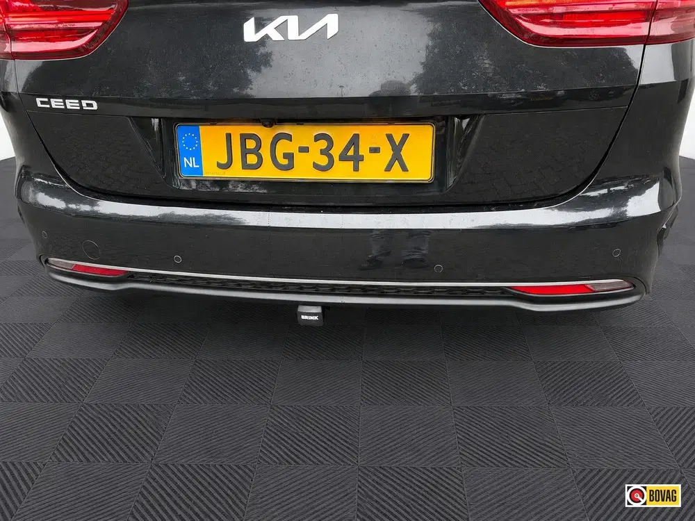 Kia Ceed 1.5 T-GDi DynamicLine STUURVW TREKHAAK uit 2022, foto 8