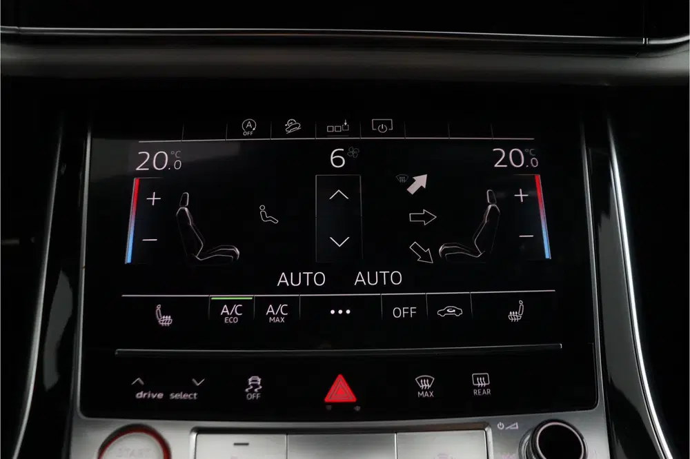 Audi SQ8 4.0 TDI Quattro uit 2019, foto 15
