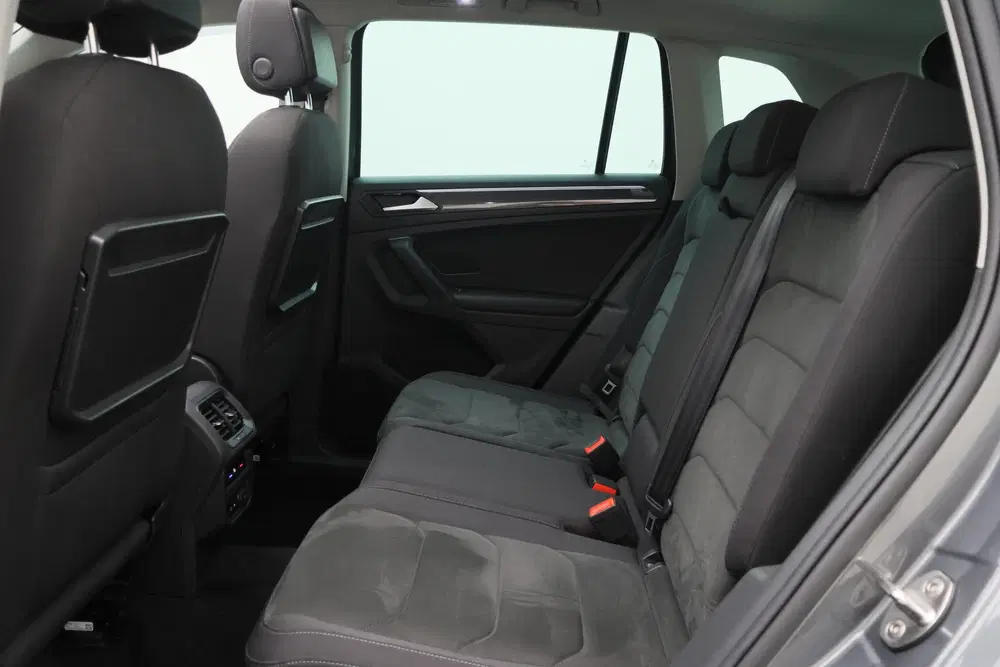 Volkswagen Tiguan 1.5 TSI ACT Highline Panoramadak uit 2019, foto 12