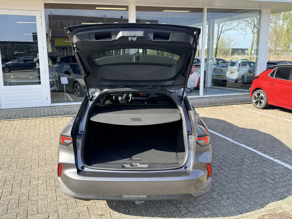 Opel Astra 1.2 Turbo Hybrid Business Edition uit 2025, foto 11