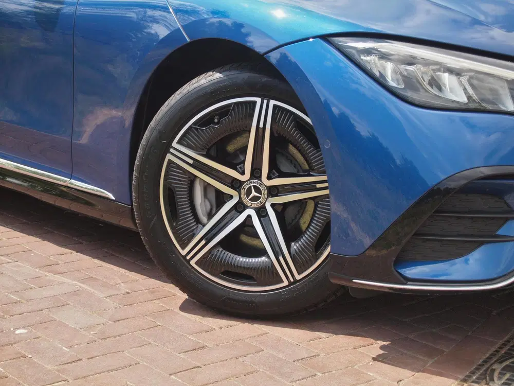 Mercedes-Benz EQE 350+ AMG Line 91 kWh uit 2022, foto 12