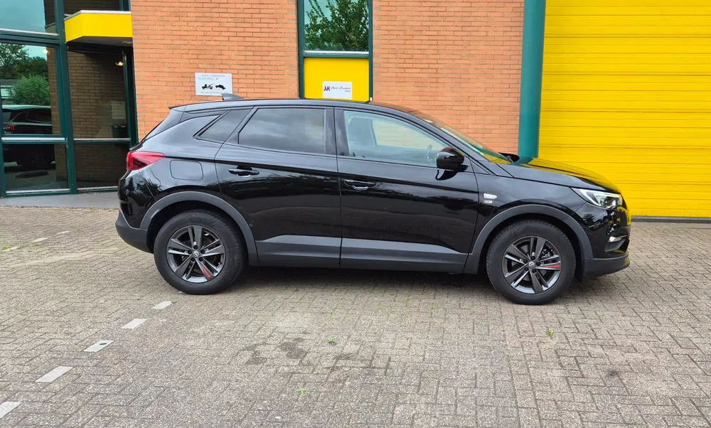 Opel Grandland 1.2 Turbo 120 Jaar Edition uit 2020, foto 6