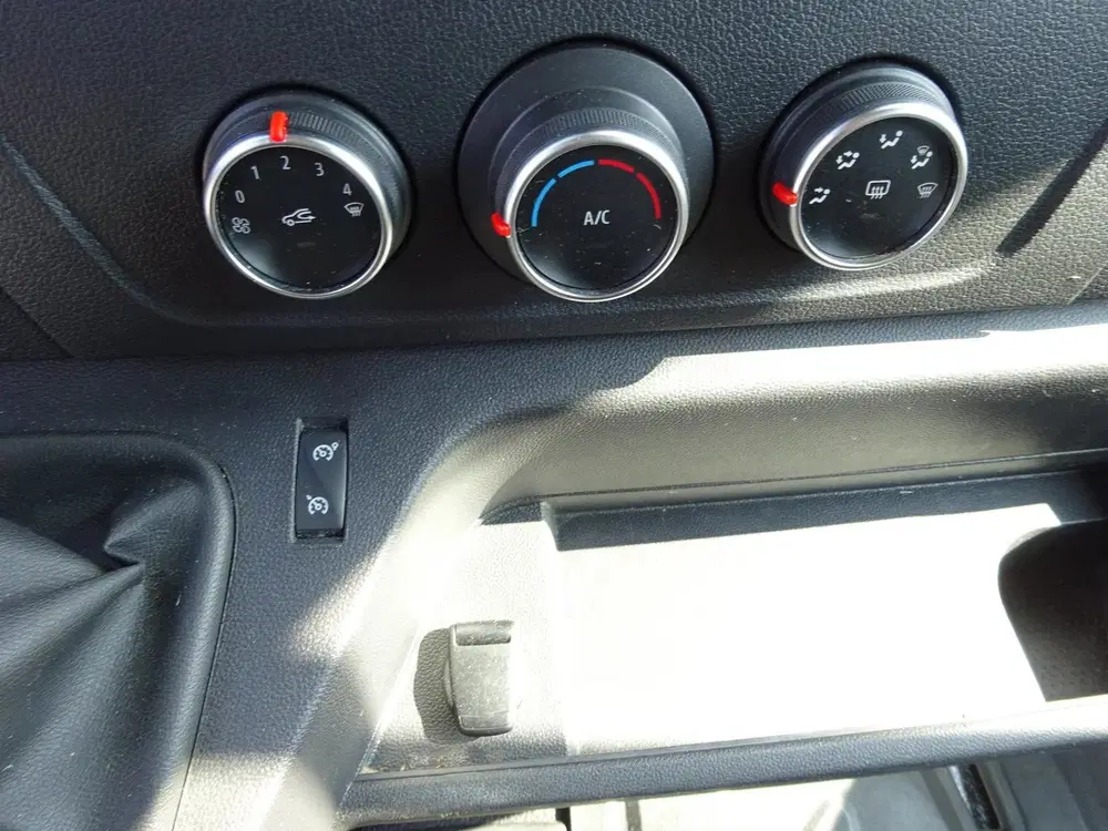 Renault Master T35 2.3 dCi 145 L4 DL DUBBELE CABINE OPEN uit 2020, foto 15