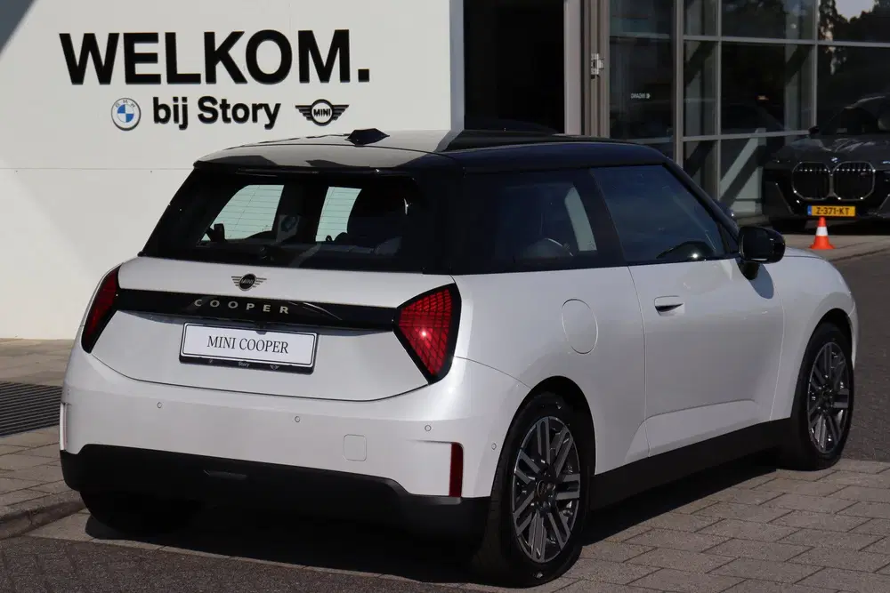 Mini Hatchback Cooper E uit 2026, foto 10