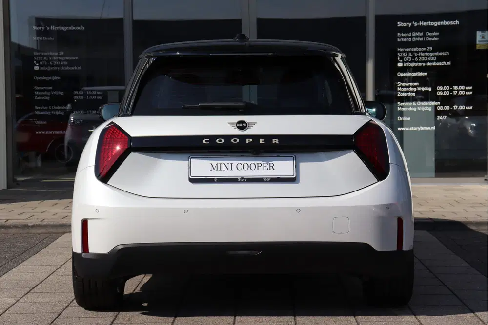 Mini Hatchback Cooper E uit 2026, foto 6