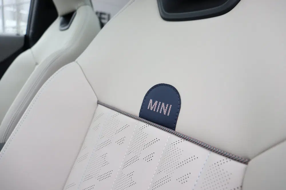 Mini Hatchback Cooper C Automaat uit 2026, foto 12